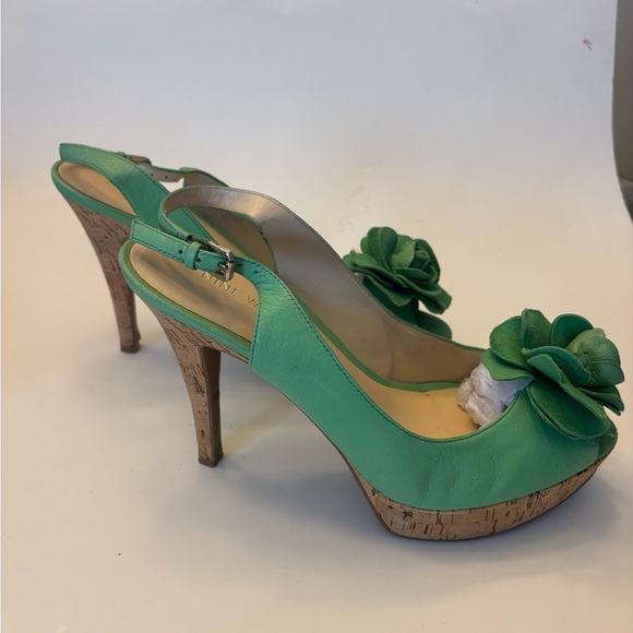 Nine West Green Floral Slingback Heels - Picture 3 of 4